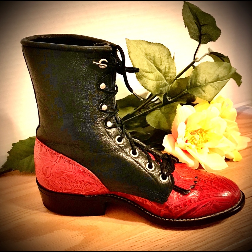🔥”Authentic”🔥Laredo Kiltie Booties 👢 - Picture 5 of 8